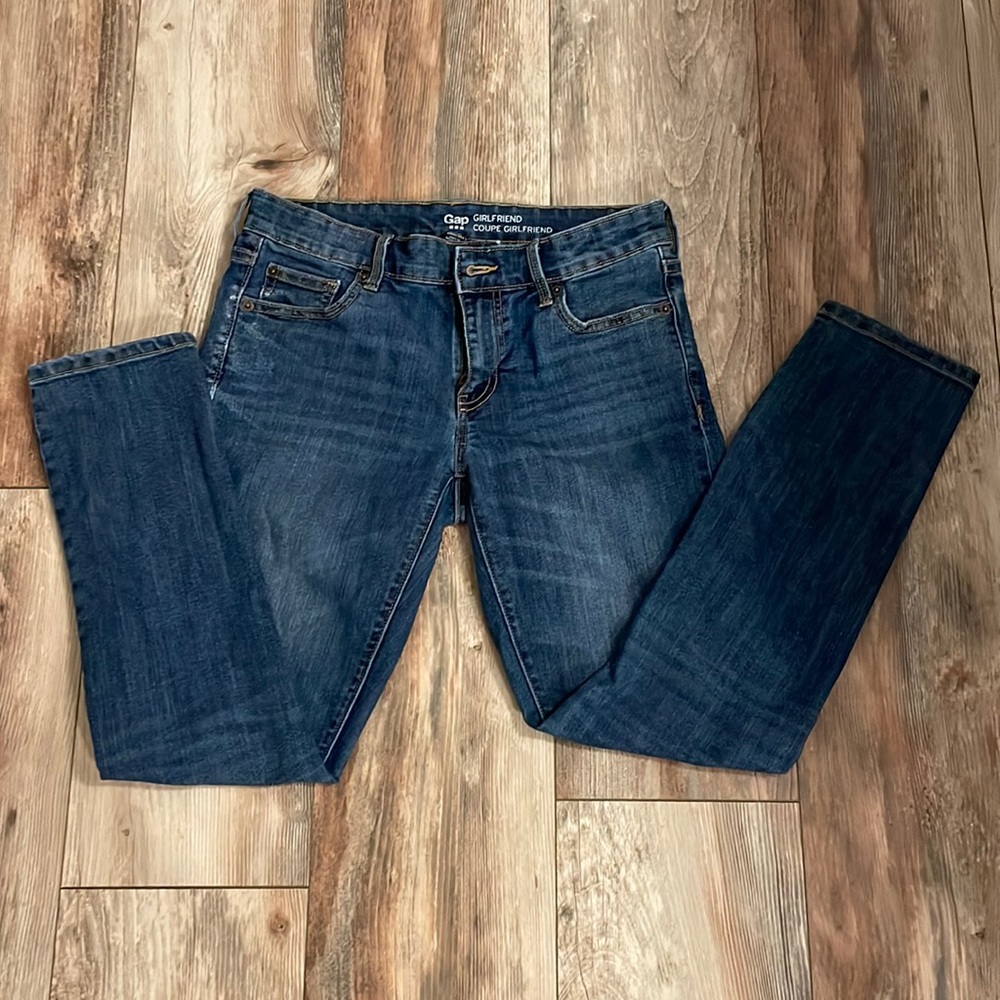 Gap “Girlfriend Coupe” straight leg jeans